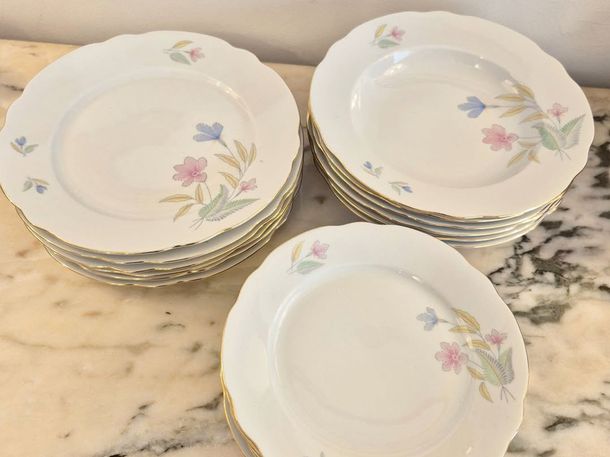 La fábrica argentina de platos de porcelana como los de la abuela abrió los retiros voluntarios por la crisis
