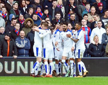 Leicester derrotó al Crystal Palace y le sacó 8 puntos de ventaja al escolta