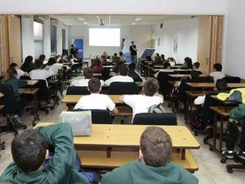 Ganancias: cómo deducir las cuotas de colegio de chicos