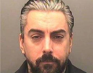 Un rockero admitió ser pedófilo y confesó que intentó violar a un bebé