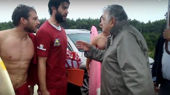 mujica discutio con baneros: son jovenes y lloriquean mujica discutio con baneros: son jovenes y lloriquean