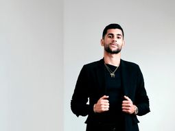 El debut del Cuti Romero como modelo