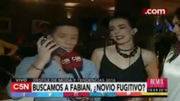 Todo un galán: le pidió casamiento por C5N