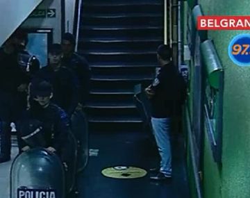 Piquete de vigiladores impide el funcionamiento de la línea D