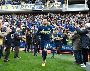 A pura emoción: los socios más viejos de Boca recibieron al equipo