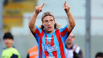 desahogo: maxi lopez y un gol muy especial para la victoria de catania desahogo: maxi lopez y un gol muy especial para la victoria de catania