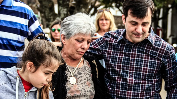 Pablo Grottini con su mamá y su hija. Pablo Grottini con su mamá y su hija.