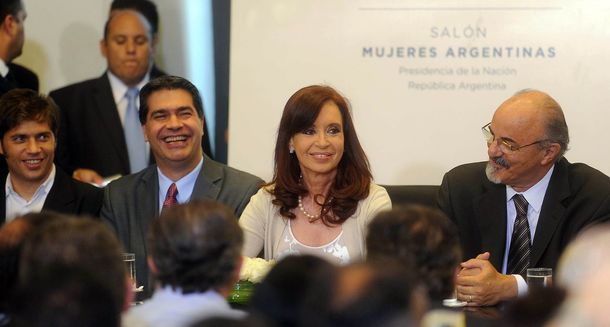 Cristina Kirchner instó a los empresarios a invertir en el país en lugar de fugar divisas