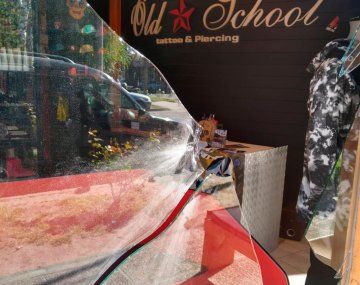 Rompieron una vidriera