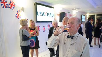 conmocion mundial por el brexit: el reino unido dejo la union europea conmocion mundial por el brexit: el reino unido dejo la union europea