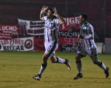 El vestuario de Nueva Chicago se dividió luego de la detención de Maduro en Venezuela