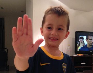 Tuvo su revancha: el nene del video gozó a River tras la goleada de Boca