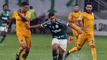 rosario central fallo un penal y termino cayendo con palmeiras en brasil rosario central fallo un penal y termino cayendo con palmeiras en brasil