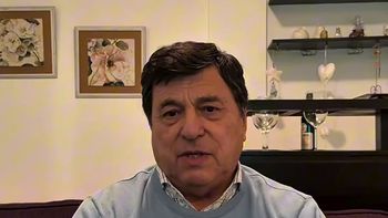 Daniel Passarella saludó a River. Daniel Passarella saludó a River.