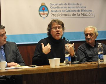 Forster contra Del Sel: Lo soez es el fin de la vida polítca