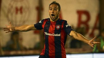 Fernando Belluschi expresó su alegría por la convocatoria al seleccionado argentino y la consideró como la frutilla del postre de su buen presente. Fernando Belluschi expresó su alegría por la convocatoria al seleccionado argentino y la consideró como la frutilla del postre de su buen presente.