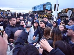 vidal: de a poco y con pocos recursos hacemos lo que otros, con mucho mas, nunca hicieron vidal: de a poco y con pocos recursos hacemos lo que otros, con mucho mas, nunca hicieron