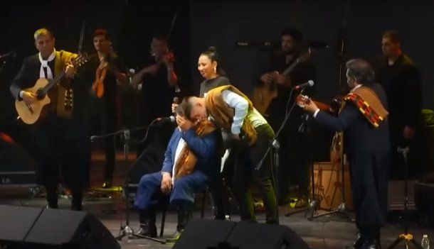 El homenaje a Martín Paz de Los Manseros Santiagueños en Jesús María