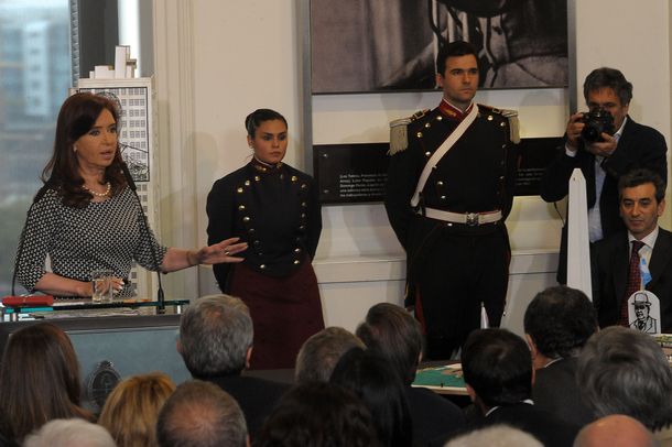 Por sugerencia médica, Cristina no iría al acto del 9 de julio en Tucumán