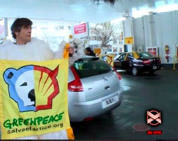 Pergolini se disfrazó de oso polar por una causa solidaria