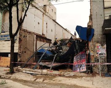 Parque Patricios: destrozos y árboles caídos por el temporal