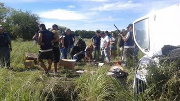 funcionario volco su camioneta con 50 kilos de cocaina y termino detenido funcionario volco su camioneta con 50 kilos de cocaina y termino detenido
