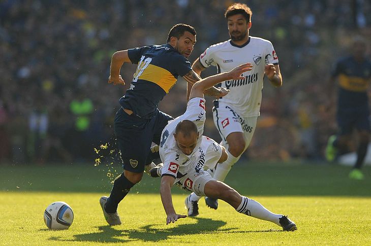 Con la vuelta de Tevez y la rabona de Calleri, Boca le ...