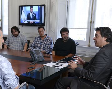 Capitanich y Larroque se reunieron con los metrodelegados