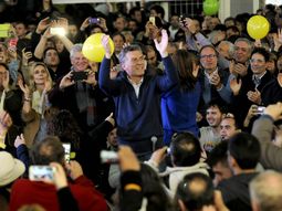 macri lanzo sus propuestas: pobreza cero, derrotar al narotrafico y a unir a todos macri lanzo sus propuestas: pobreza cero, derrotar al narotrafico y a unir a todos
