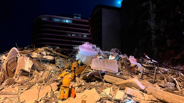 Campaña de donación para afectados por derrumbe en Miami: ya se recaudaron más de un millón de dólares