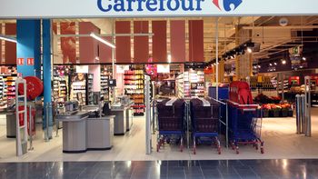 carrefour, denunciado por vender panales de distribucion gratuita carrefour, denunciado por vender panales de distribucion gratuita