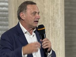 Álvaro Delgado criticó el discurso del PIT-CNT por el Día Internacional de los Trabajadores. Álvaro Delgado criticó el discurso del PIT-CNT por el Día Internacional de los Trabajadores.