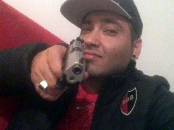 Internaron a un integrante de Los Monos y la barra de Newells