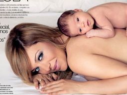 Evangelina Anderson presenta a su hija Lola Evangelina Anderson presenta a su hija Lola