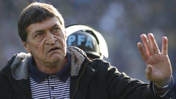 Julio César Falcioni Julio César Falcioni