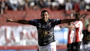 huracan le gano a estudiantes y sumo su primera alegria en el torneo huracan le gano a estudiantes y sumo su primera alegria en el torneo
