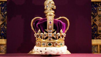 reino unido: como es la corona usara el rey carlos iii