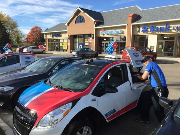 Quieren poner a prueba los robots repartidores de pizzas