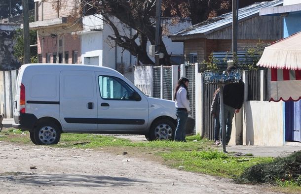 Una policía se mató de un tiro porque su esposa la dejó