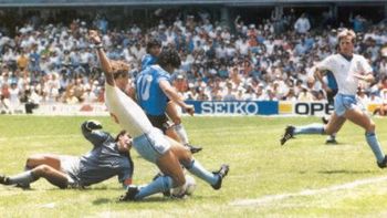 imagenes nunca vistas del gol de maradona a los ingleses imagenes nunca vistas del gol de maradona a los ingleses