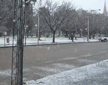 Cae nieve en provincia de Buenos Aires