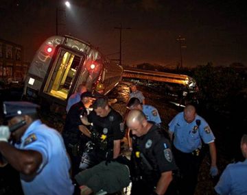Descarriló un tren con 240 pasajeros