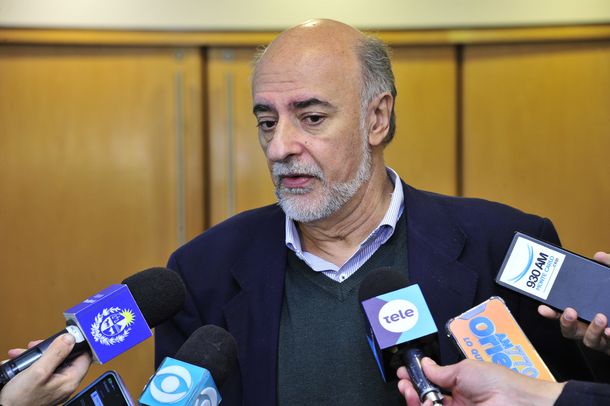 El ministro de Trabajo y Seguridad Social