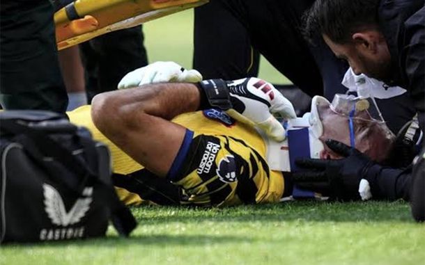 Emiliano Martínez se legionó y fue operado.