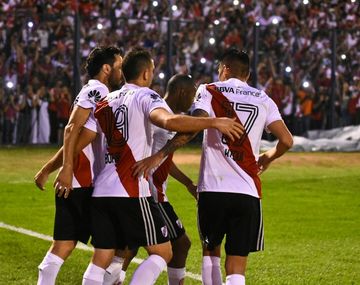 River derrotó a Defensa en la fase previa