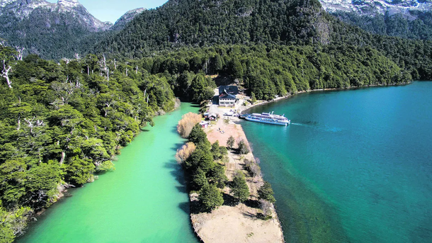 El lugar con paisajes escandinavos con muchos bosques alrededor