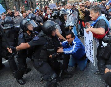 La brutal represión de la policía 