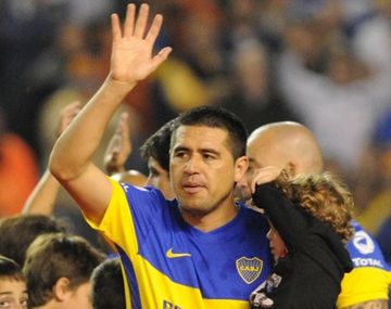 Riquelme suspendió su viaje a Brasil a la espera de Boca