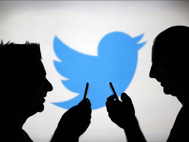 ¿Cuánto cuestan los perfiles falsos en Twitter?