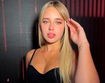 El book de fotos de Coti Romero en microbikini tras salir de Gran Hermano